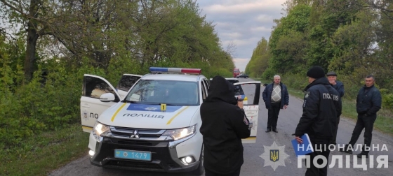У Вінницькій області невідомі розстріляли поліцейських із авто. Оголошено план-перехоплення